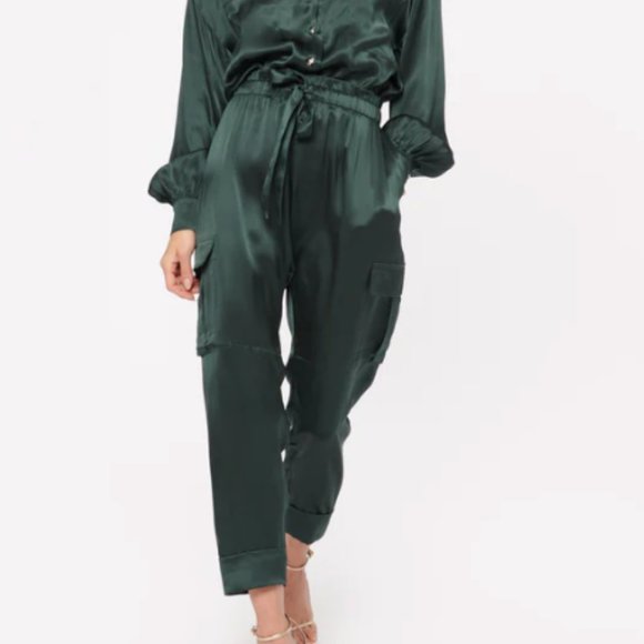 NWT Cami NYC Carmen Cargo Pants in Pine Color. Size Small - Picture 4 of 4